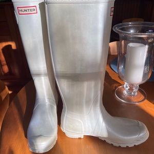 Hunter classic Tall Pearl White Boots Size 10